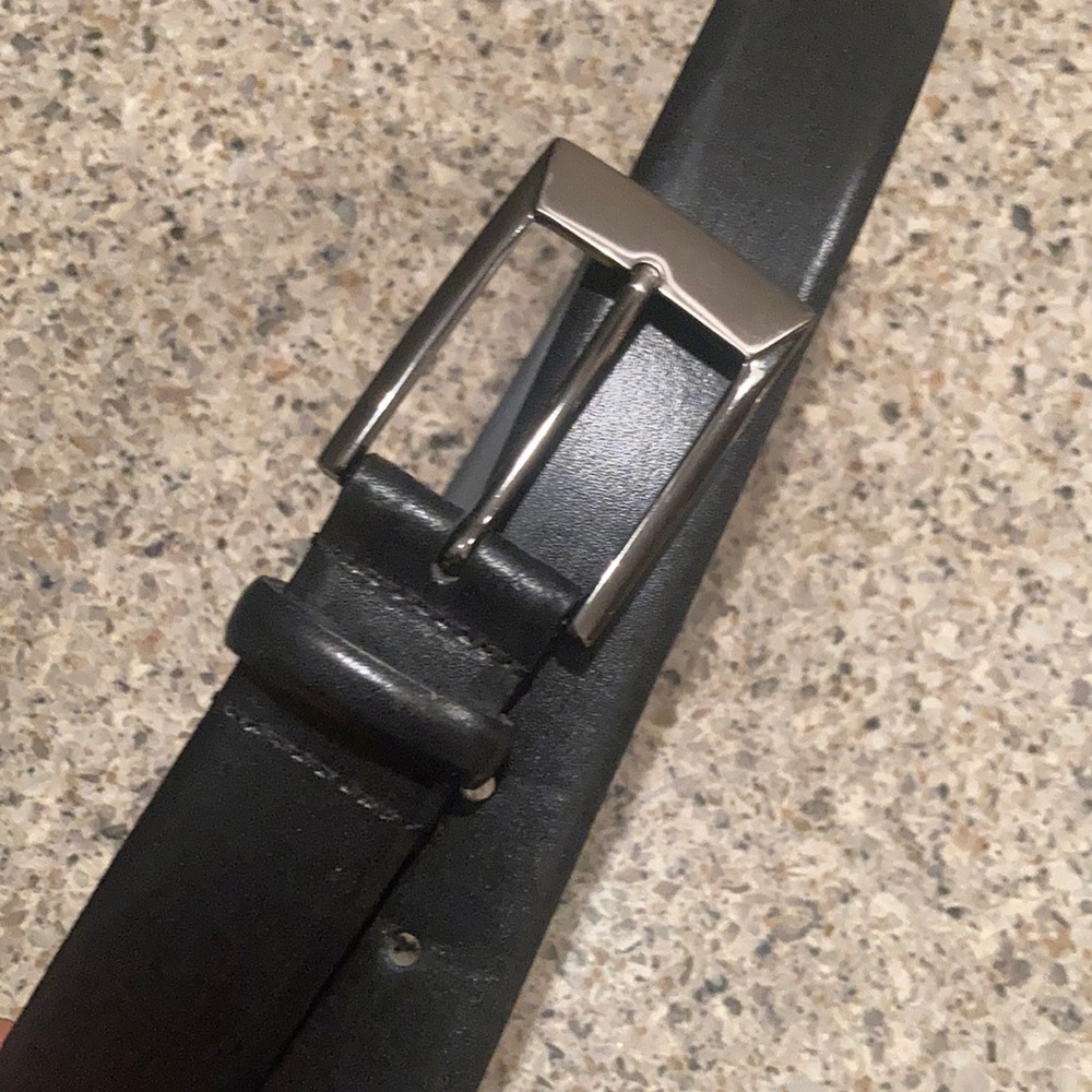 Men’s Warehouse Black Full Grain Italian Leather Belt. Size 44/110. Model 1218X